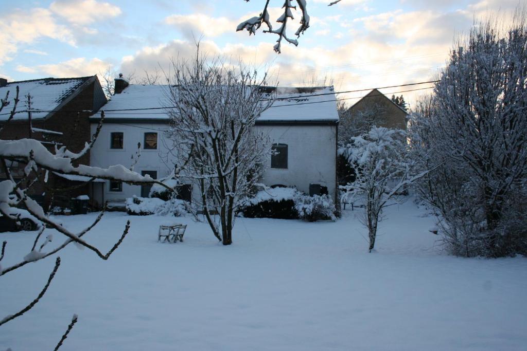 Gite La Maison Du Vieux Pommier Βίλα Σπα Εξωτερικό φωτογραφία